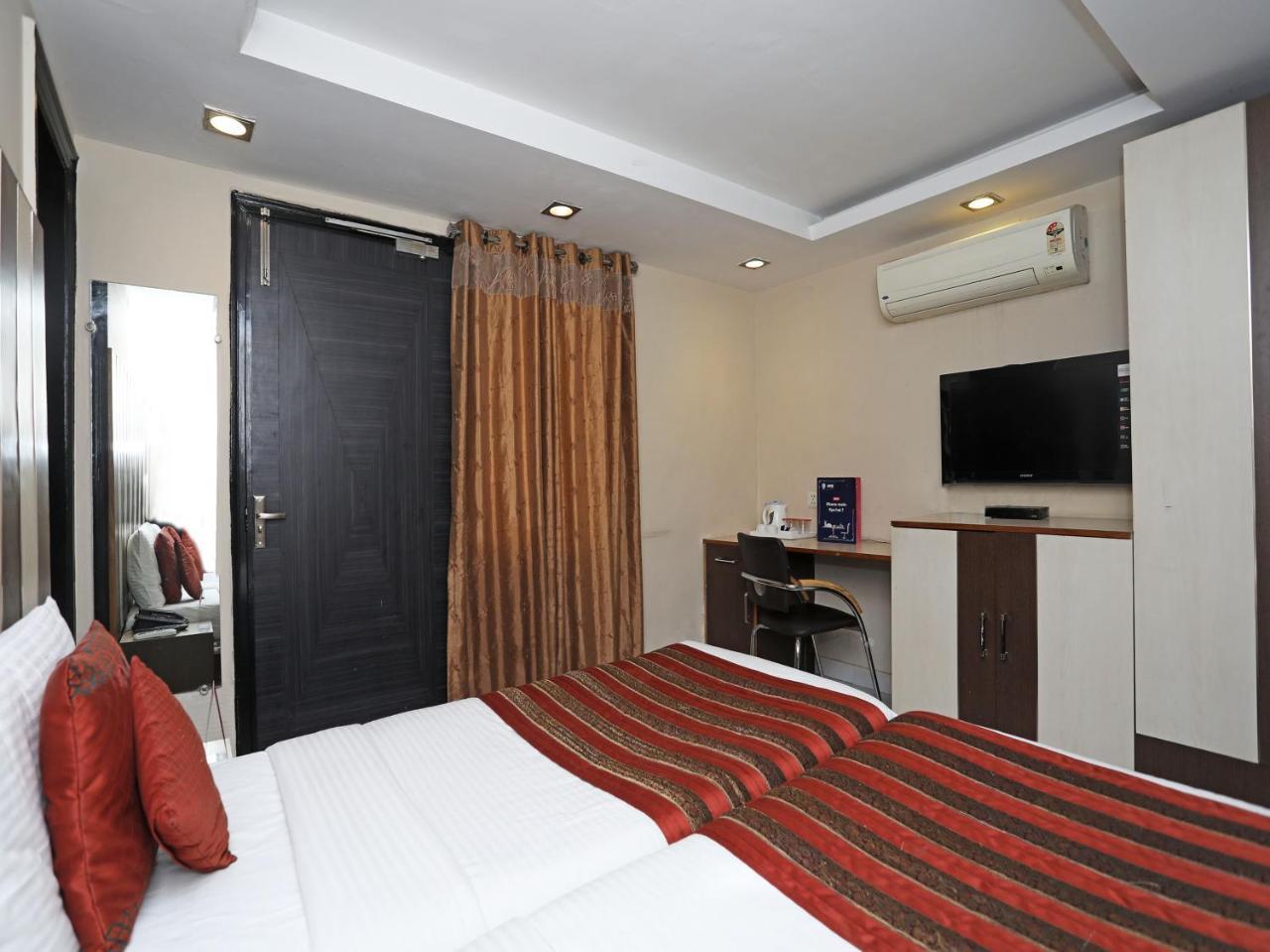 Hotel Balsons Continental Nueva Delhi Exterior foto